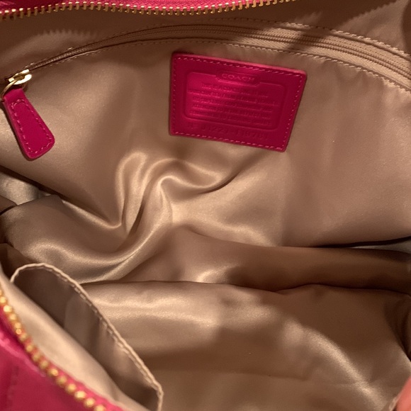 Coach Vintage Ashley Pink Pleated Leather Convertible Hobo Bag EUC - Picture 12 of 14